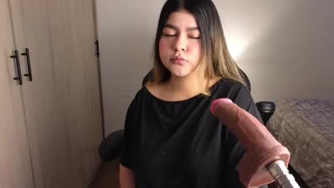 Emma online show from 03/08/26, 04:00