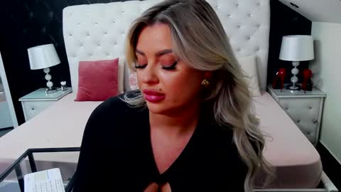 Emma Mavis online show from 12/04/24, 09:29