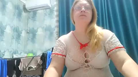 emmamelody online show from 09/08/25, 10:53