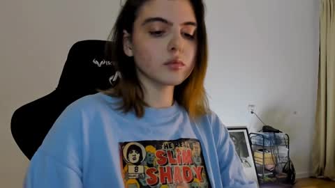 Emma online show from 12/08/24, 06:28