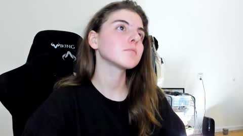 Emma online show from 09/14/25, 08:08