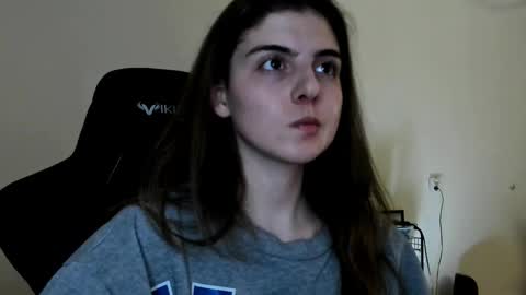 Emma online show from 12/21/25, 08:49