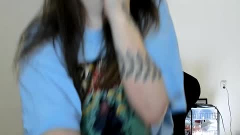 Emma online show from 01/14/26, 02:23