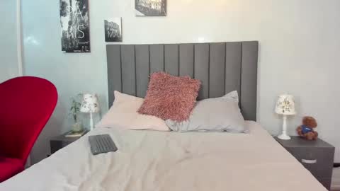 Snapshot of emmanuel_bart chatting on 12/11/24, 05:04 Emmanuel Bart online show from 12/11/24, 05:04