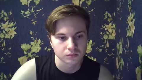 Snapshot of emmanuel_manny chatting on 10/27/25, 12:09 emmanuel_manny online show from 10/27/25, 12:09