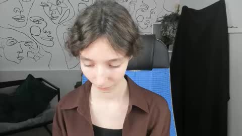 Snapshot of emmanuellbrown chatting on 09/09/25, 12:15 emmanuellbrown online show from 09/09/25, 12:15