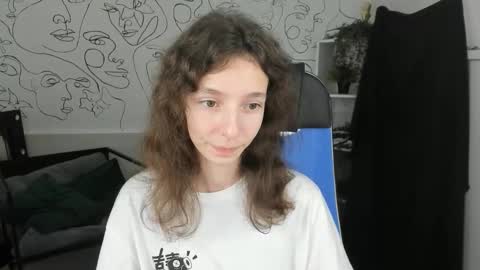 Snapshot of emmanuellbrown chatting on 09/11/25, 01:11 emmanuellbrown online show from 09/11/25, 01:11