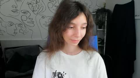 Snapshot of emmanuellbrown chatting on 11/05/25, 10:15 emmanuellbrown online show from 11/05/25, 10:15