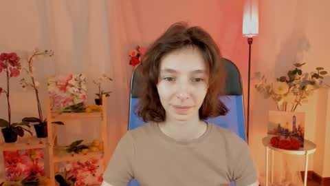 Snapshot of emmanuellbrown chatting on 11/22/25, 04:11 emmanuellbrown online show from 11/22/25, 04:11