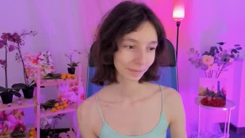 Snapshot of emmanuellbrown chatting on 12/19/25, 10:11 emmanuellbrown online show from 12/19/25, 10:11