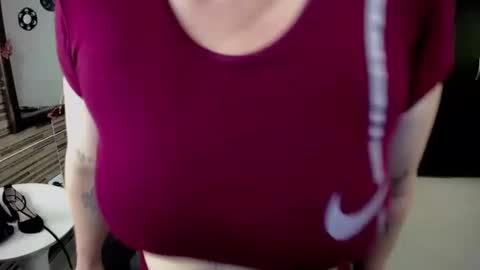 Emma online show from 11/08/25, 07:23