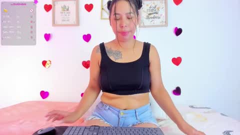 Emma Rogers online show from 02/20/25, 12:47