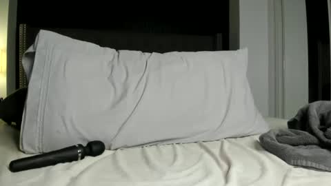 Emma Rose B. online show from 12/10/24, 12:28