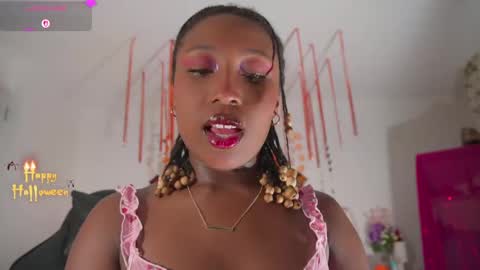 Sara online show from 11/02/25, 12:07