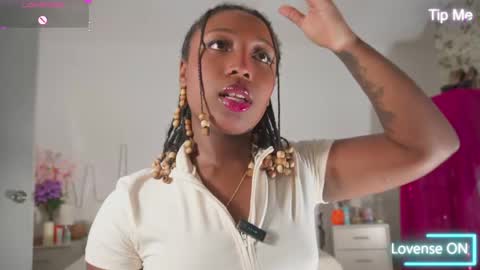 Sara online show from 11/07/25, 11:54