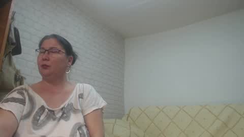 emmasquirt69 online show from 02/13/25, 07:56