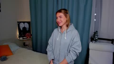 Emma  online show from 01/13/26, 09:31