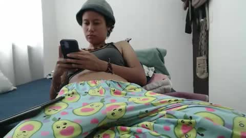 emmasweet95 online show from 04/24/26, 05:15