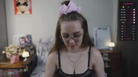 Mia online show from 02/28/26, 01:45