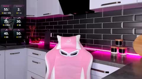 Snapshot of emmavictori chatting on 02/13/25, 05:26 Shaiya online show from 02/13/25, 05:26