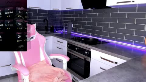 Snapshot of emmavictori chatting on 11/11/25, 09:48 Shaiya online show from 11/11/25, 09:48