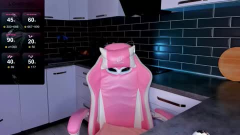 Snapshot of emmavictori chatting on 11/23/25, 09:14 Shaiya online show from 11/23/25, 09:14