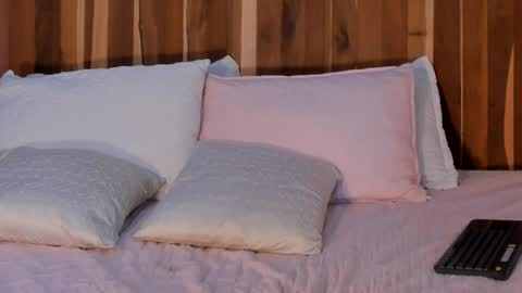 EMMAWILIAMS online show from 04/23/26, 07:49