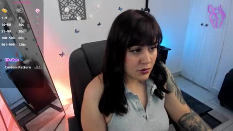 Snapshot of emmax_x chatting on 03/09/25, 02:21 EMMA online show from 03/09/25, 02:21