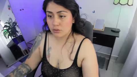 Snapshot of emmax_x chatting on 09/12/25, 06:41 EMMA online show from 09/12/25, 06:41