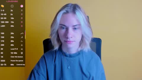 Emmi online show from 09/29/25, 05:12