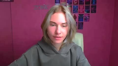 Emmi online show from 10/16/25, 05:52