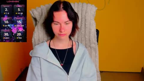 Emmi online show from 05/20/26, 05:57