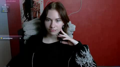 Snapshot of emmi_rossum chatting on 07/07/26, 11:14 Emmi online show from 07/07/26, 11:14