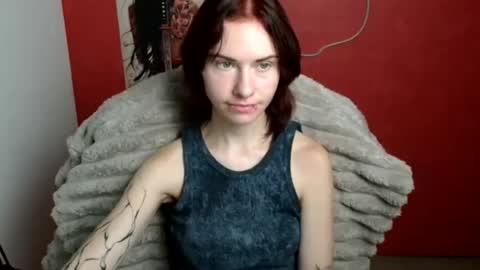 Snapshot of emmi_rossum chatting on 07/17/26, 05:25 Emmi online show from 07/17/26, 05:25