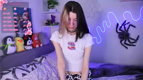 emmie_everly online show from 02/16/26, 11:50