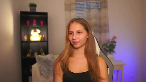 Emmie online show from 02/01/26, 02:26