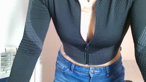 emmie online show from 02/14/25, 08:42