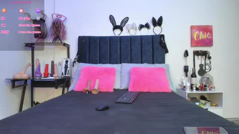          online show from 02/01/25, 11:43