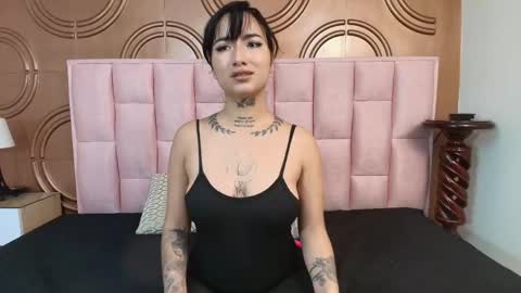 Emmily keller online show from 04/16/26, 01:12