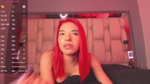    online show from 01/12/25, 10:02