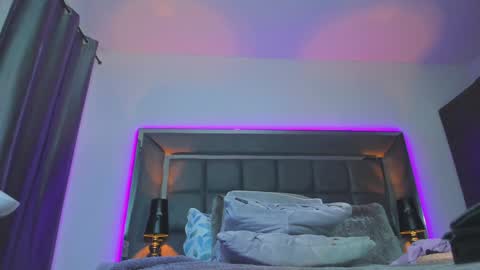 Emmily Santibaez online show from 01/26/25, 03:25