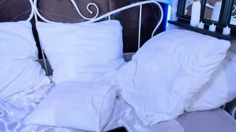 Emmit online show from 04/18/26, 07:07