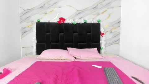 Emma online show from 12/18/25, 06:14