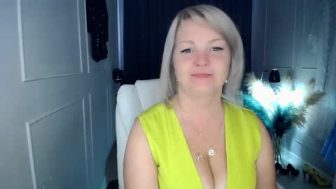 emmmam online show from 04/24/26, 09:12