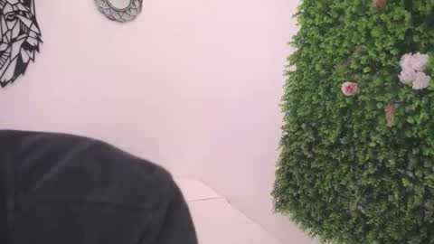 Snapshot of emmo_boy chatting on 11/03/25, 12:39 SERGIO online show from 11/03/25, 12:39