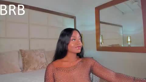 Snapshot of emmy_jacksson chatting on 10/14/25, 03:24 emmy_jacksson online show from 10/14/25, 03:24