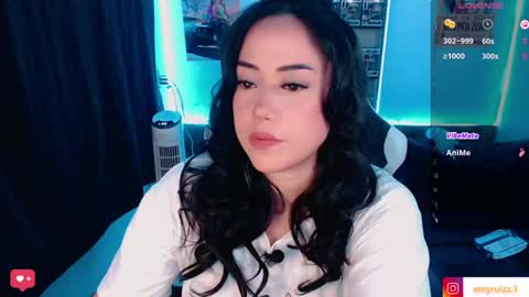 Snapshot of emmy_ruiz chatting on 01/25/25, 12:59 Emmy Ruiz - independent model online show from 01/25/25, 12:59