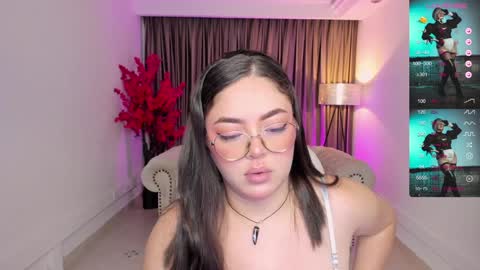 Snapshot of emmy_walker1 chatting on 01/28/25, 11:06 Emmy Walker online show from 01/28/25, 11:06