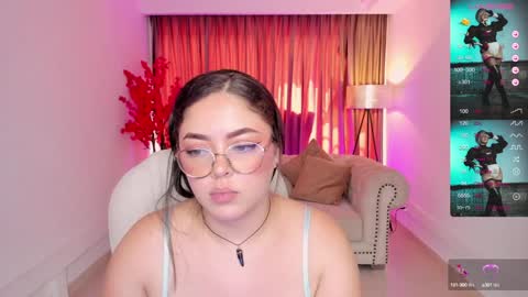 Snapshot of emmy_walker1 chatting on 01/28/25, 05:14 Emmy Walker online show from 01/28/25, 05:14