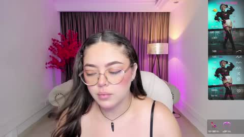 Snapshot of emmy_walker1 chatting on 02/04/25, 11:05 Emmy Walker online show from 02/04/25, 11:05